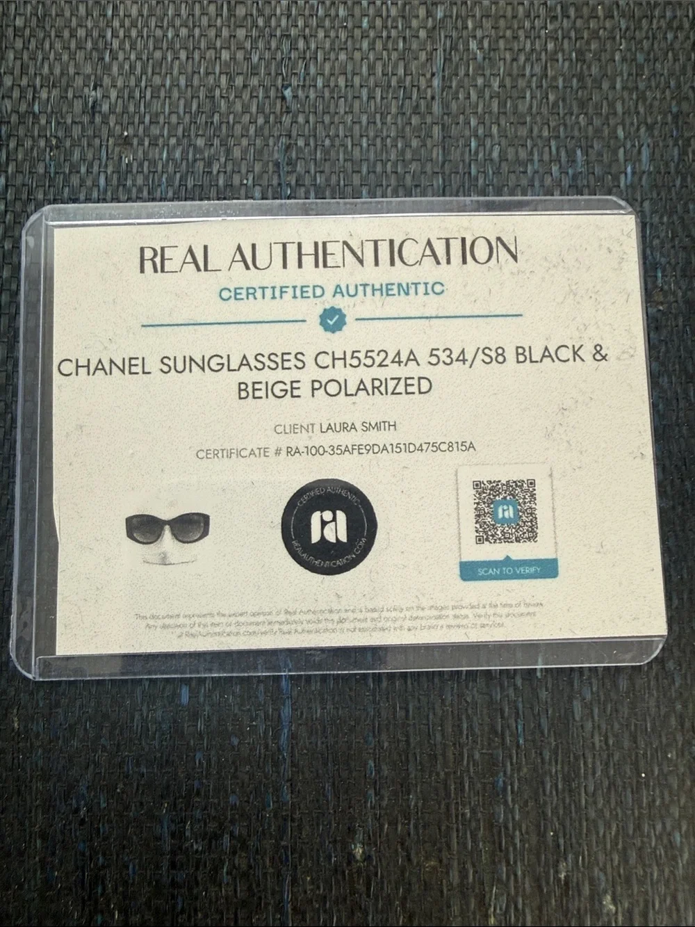 CHANEL Black Cat-Eye Sunglasses with Beige Temple Accents